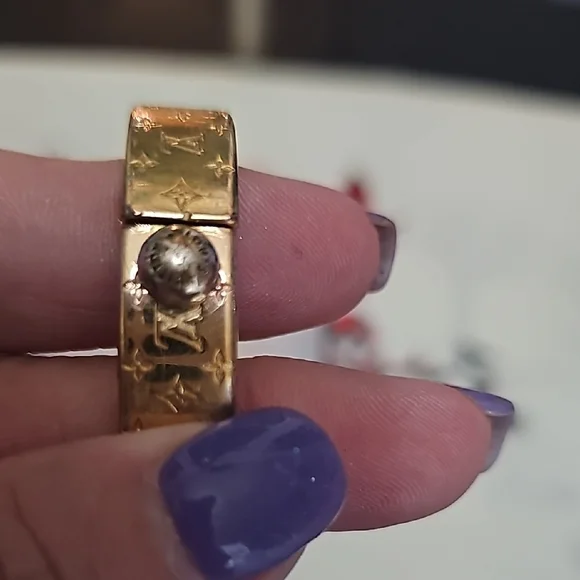 Louis Vuitton Gold Bracelet - Picture 4 of 6